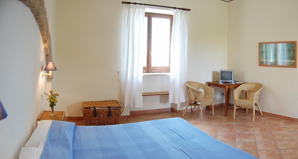 Farmstay La Morella Battipaglia Zimmer foto