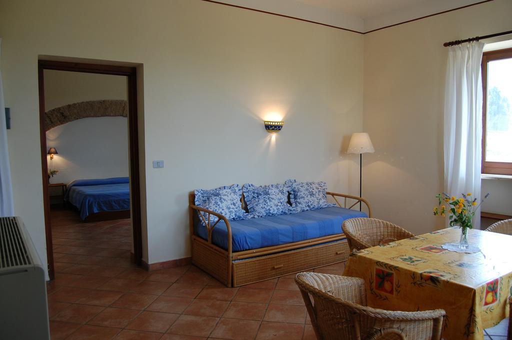 Farmstay La Morella Battipaglia Zimmer foto