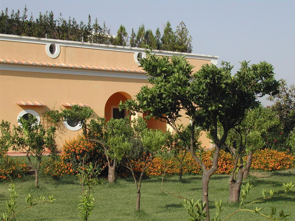 Farmstay La Morella Battipaglia Exterior foto