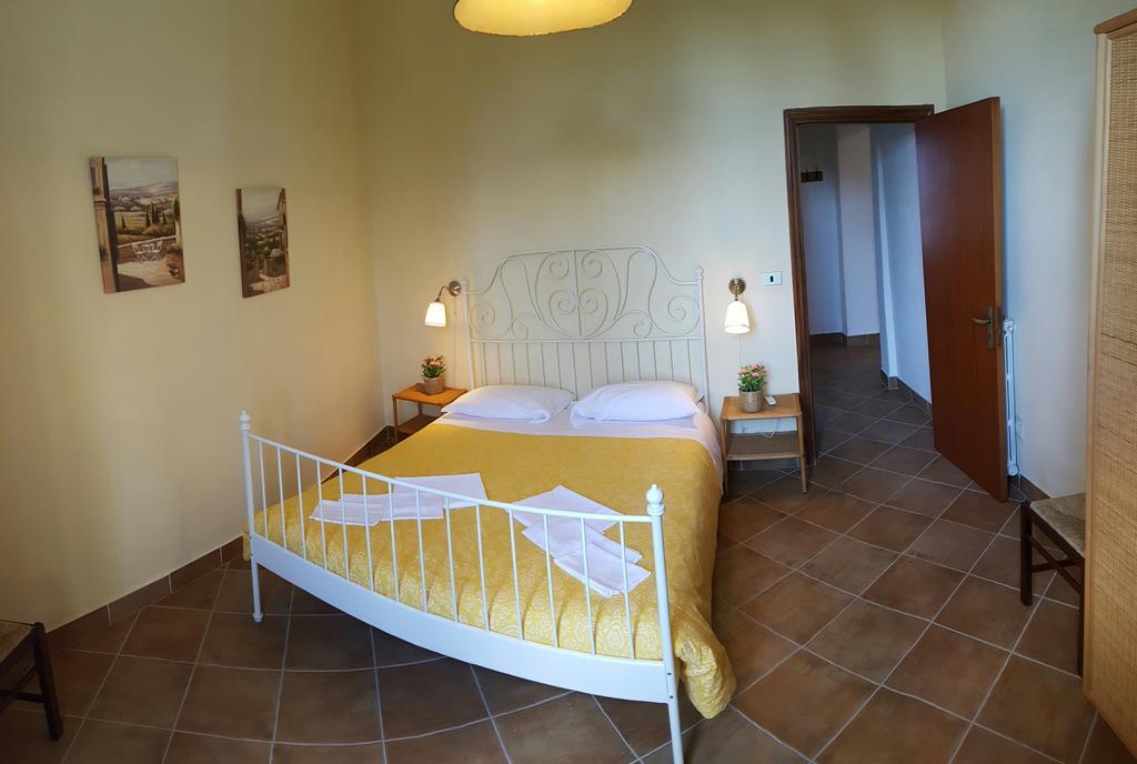 Farmstay La Morella Battipaglia Exterior foto