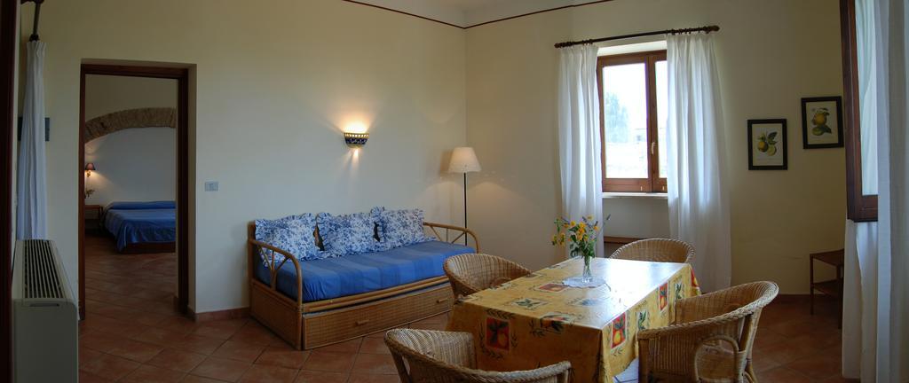 Farmstay La Morella Battipaglia Exterior foto