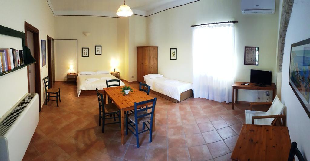 Farmstay La Morella Battipaglia Exterior foto
